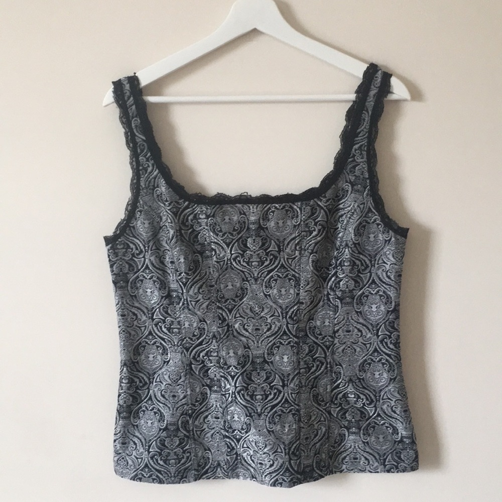 White House Black Market tank